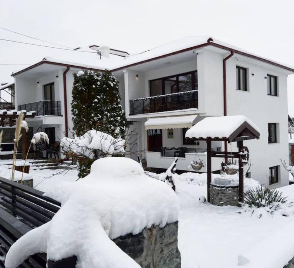Belov Rooms And Apartments Демир-Капія Екстер'єр фото